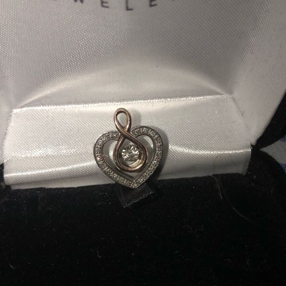 Kay Jewlers Diamonds In Rhythm Heart Pendant - Picture 1 of 6